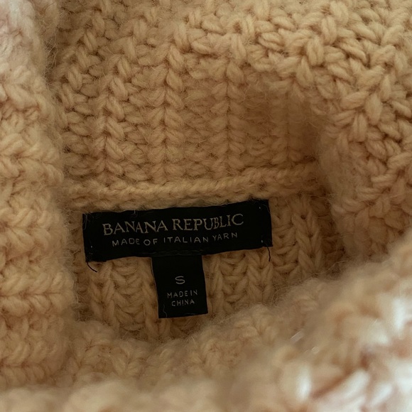 Light pink turtleneck sweater - great quality - Picture 3 of 3